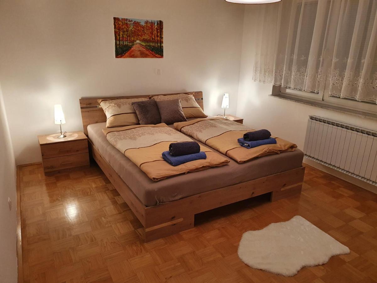Apartma Kreda Mojstrana Exteriör bild