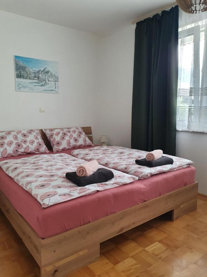 Apartma Kreda Mojstrana Exteriör bild